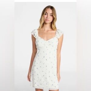 NWT Lightweight Fully Lined White with Purple Flowers Dress Size S